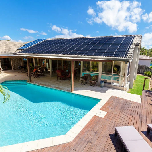 Getting Rid of Algae in Your Swimming Pool or Spa - Sutro, Inc